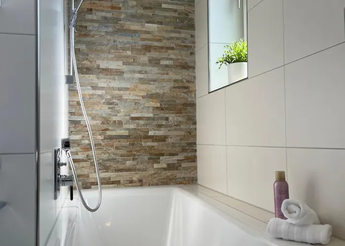 Ruhrperle 1 アパート *